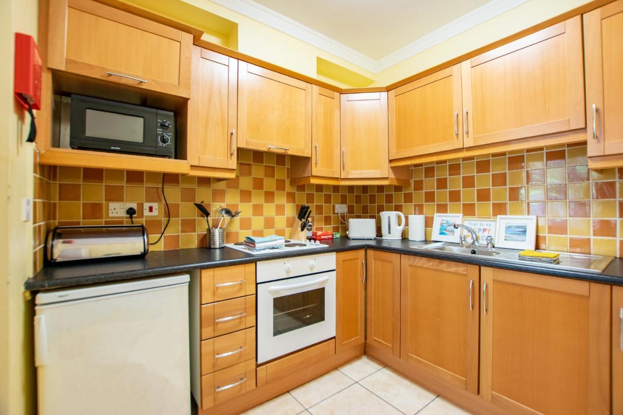 126 - Gort Na Coiribe 4 Bedroom Duplex, By Shortstays ゴールウェイ エクステリア 写真